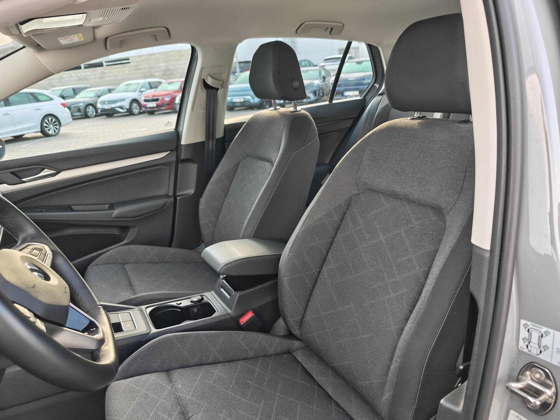 2023 Volkswagen GOLF - 6