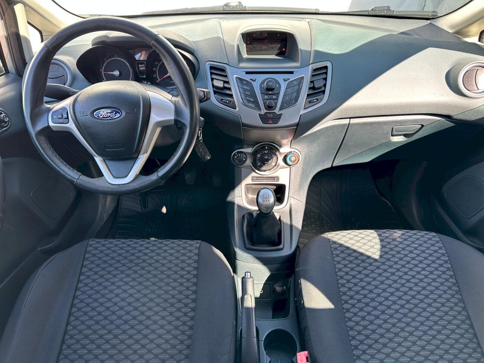 Ford FIESTA - 5