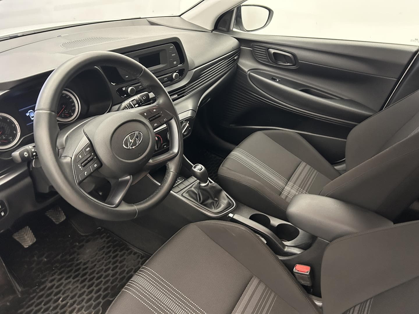 2023 Hyundai BAYON - 6