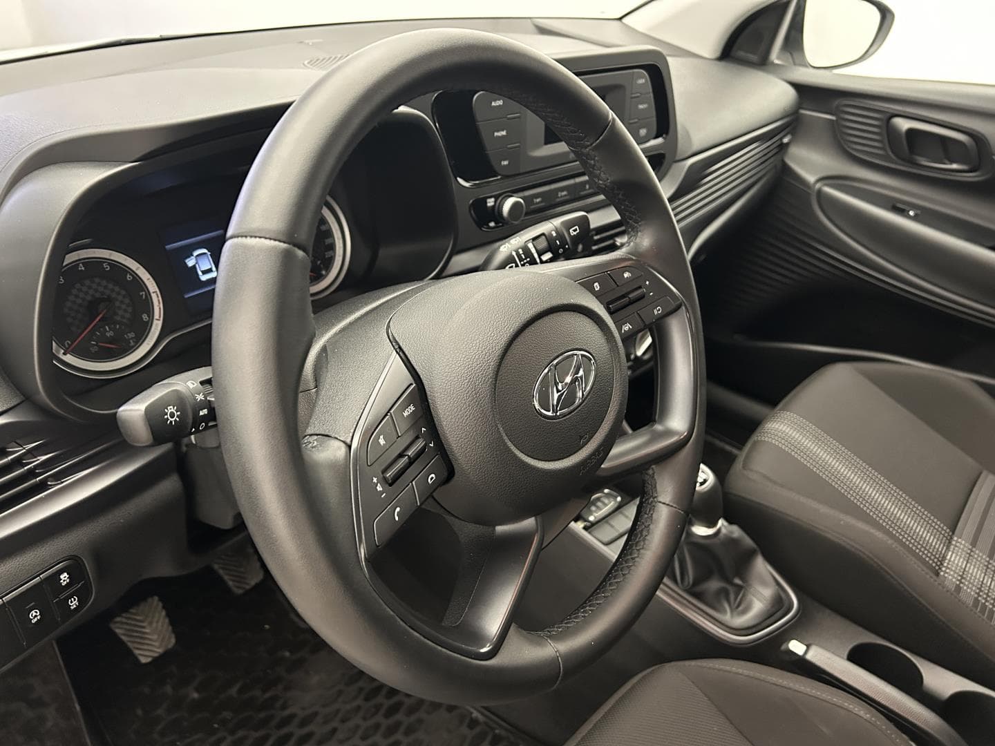 2023 Hyundai BAYON - 8