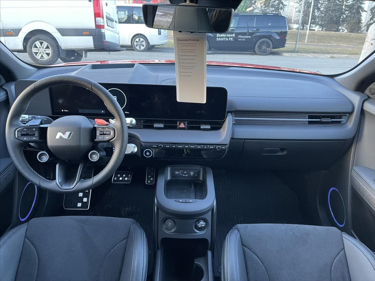 2025 Hyundai IONIQ - 8
