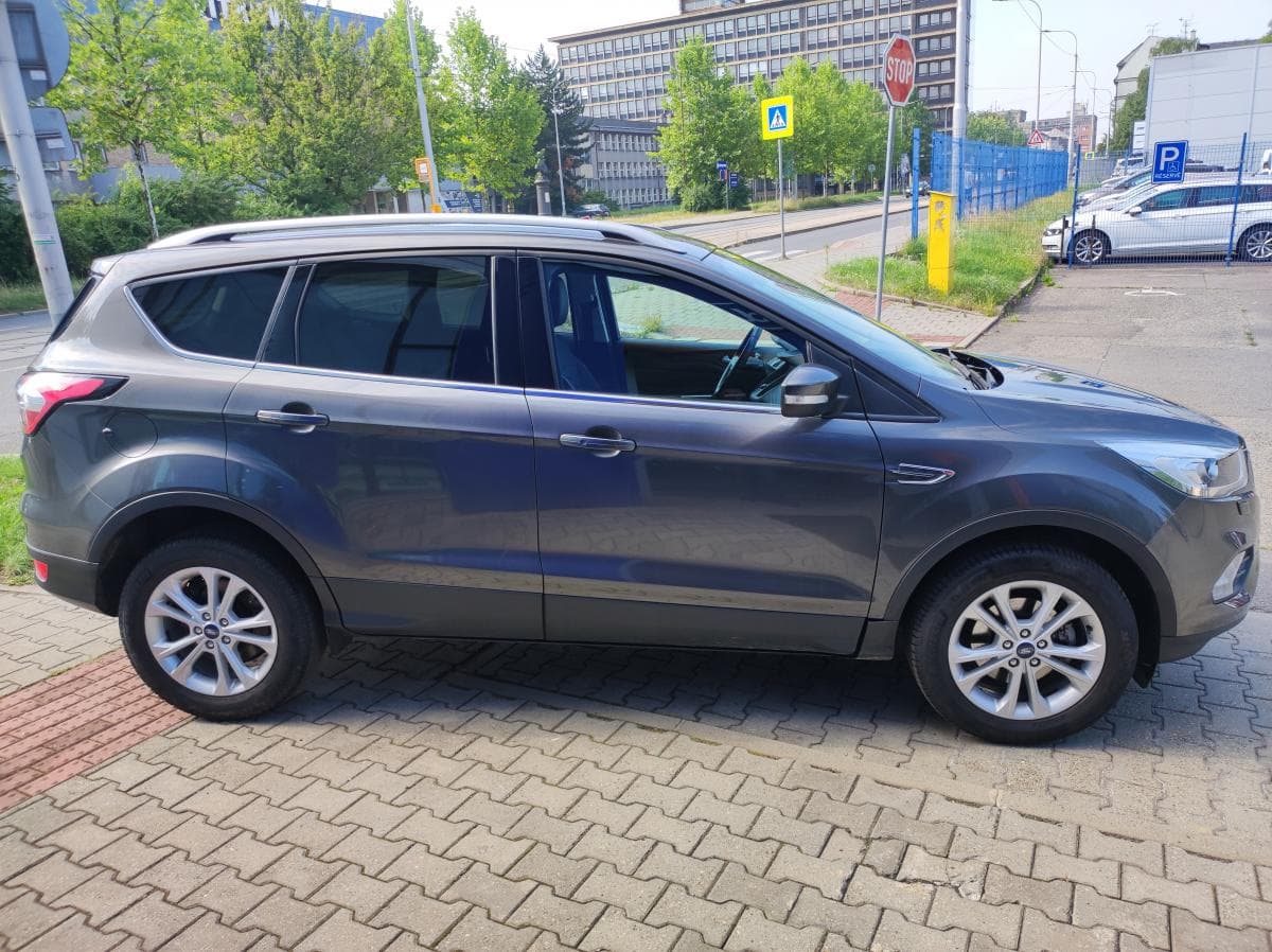 Ford Kuga - 3