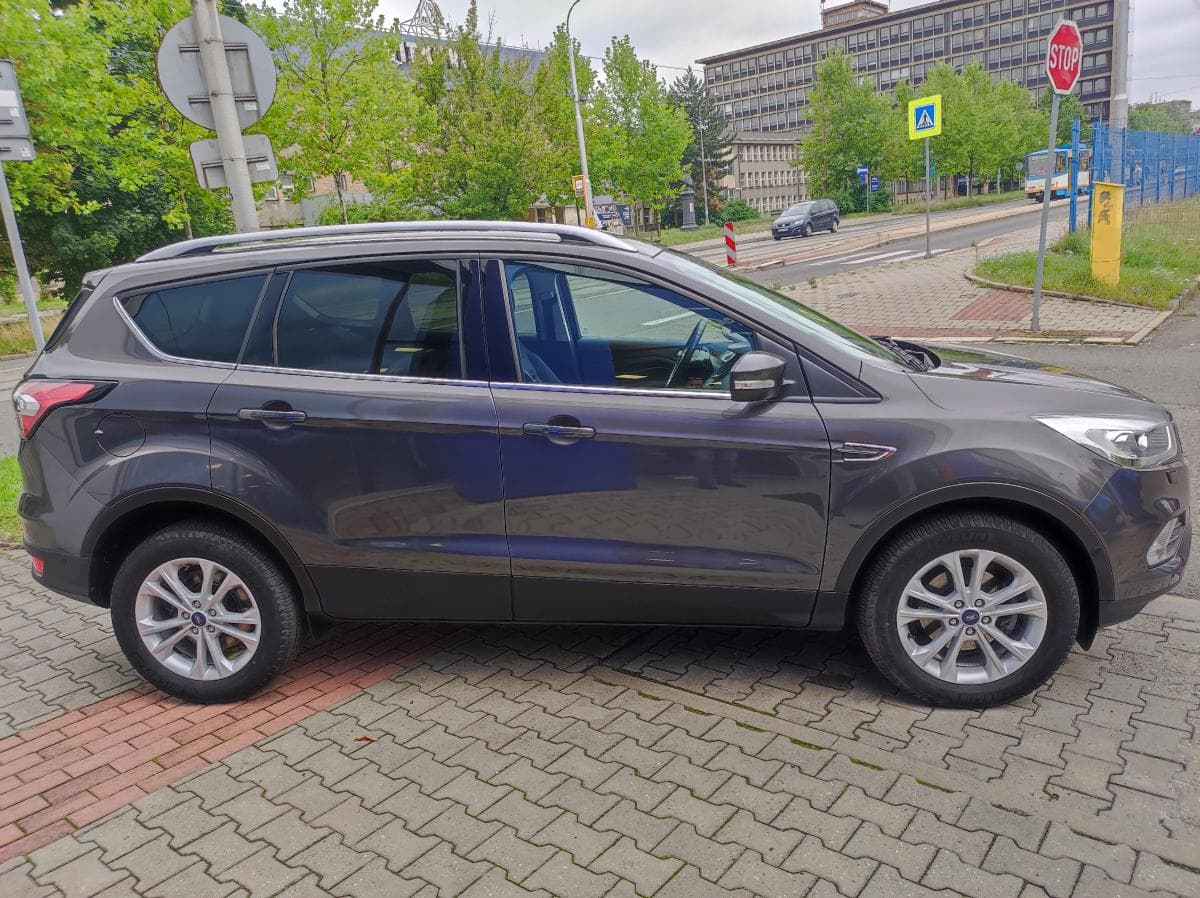 Ford Kuga - 3