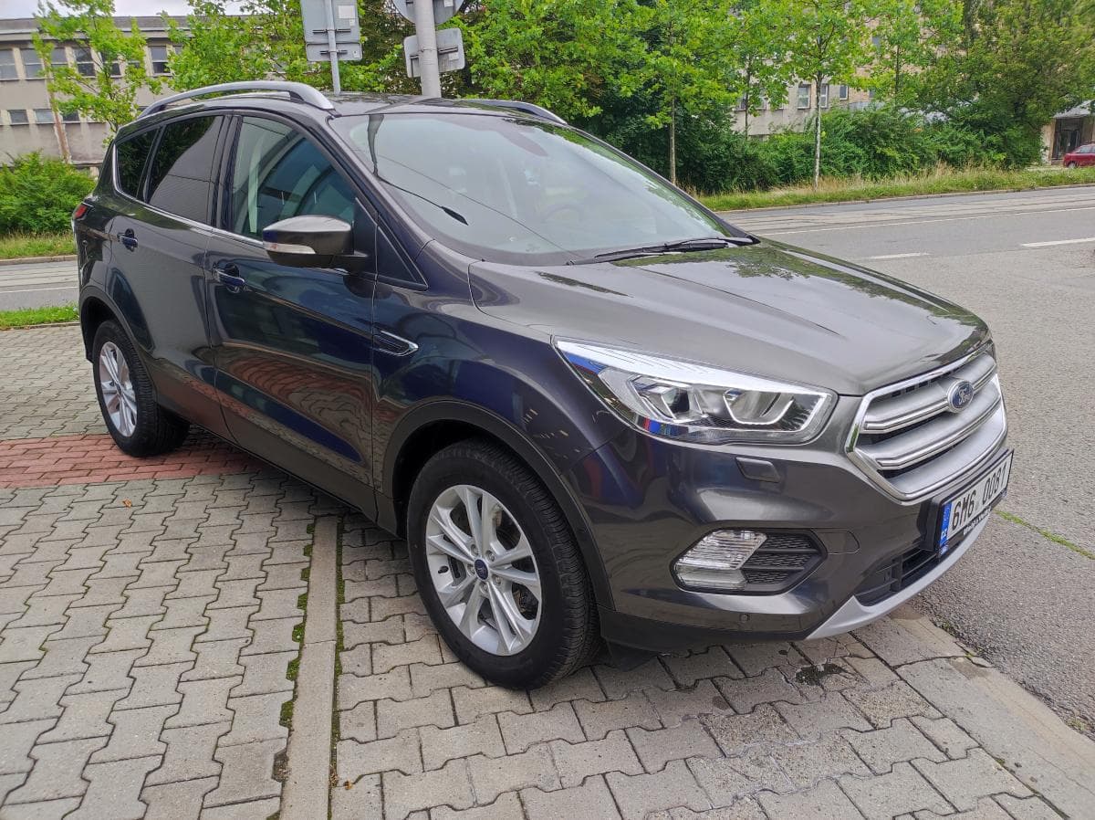 Ford Kuga - 2
