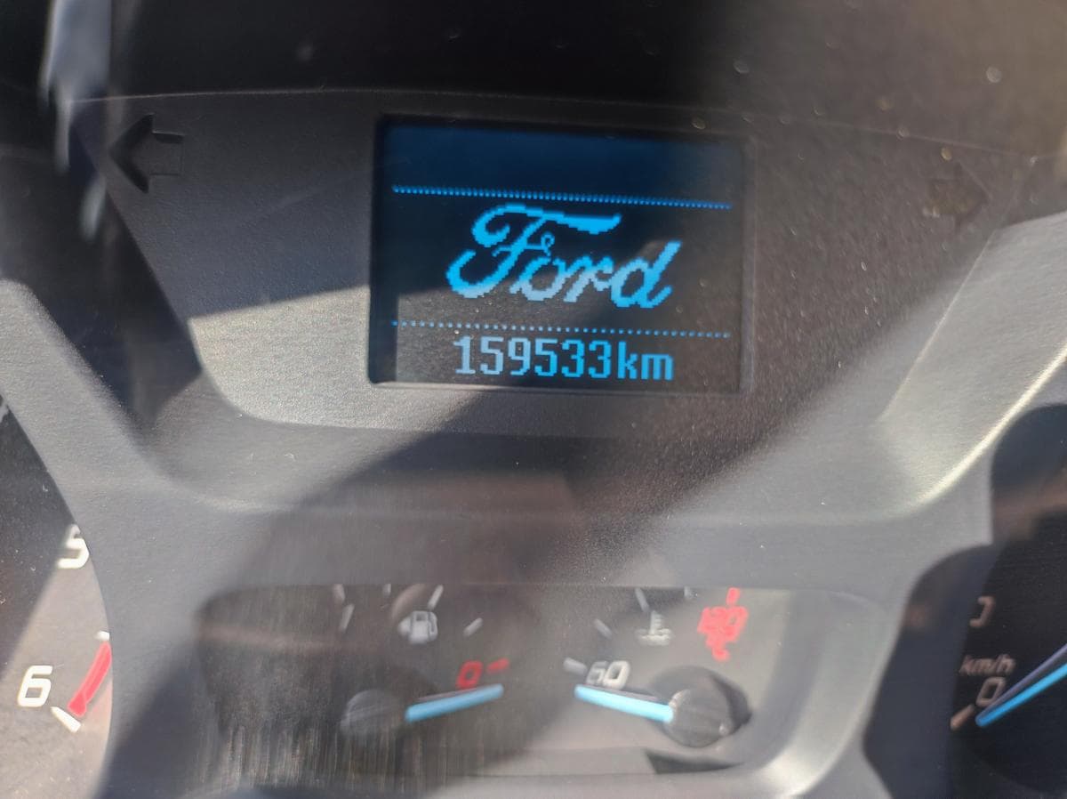 Ford Transit - 12
