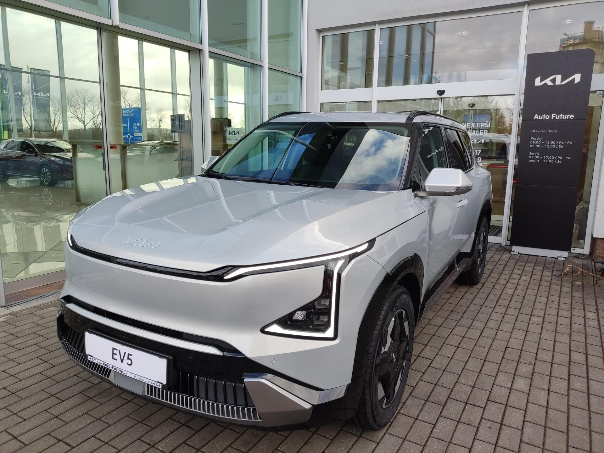 Kia EV5 4x2 L.E. 160 KW + 81,4 KWH