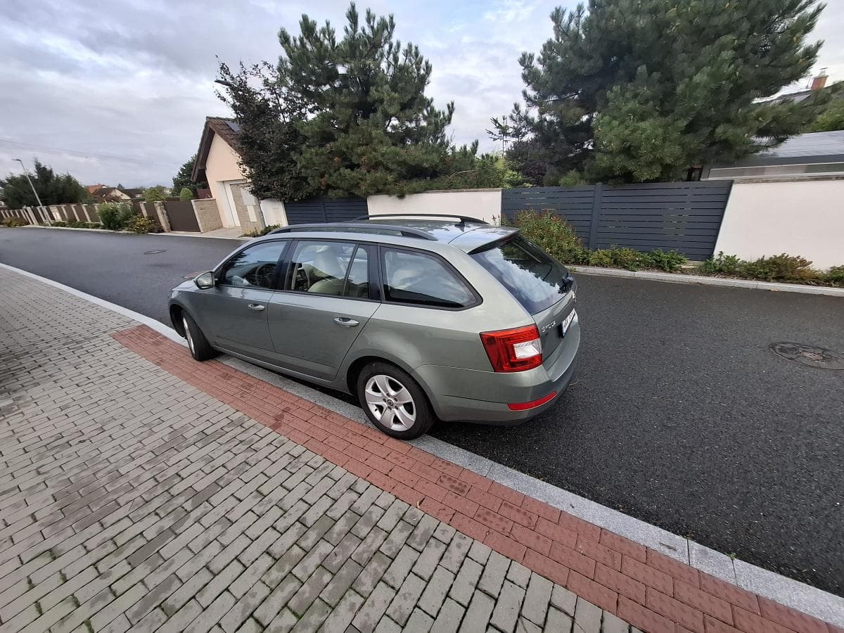 Škoda OCTAVIA - 7