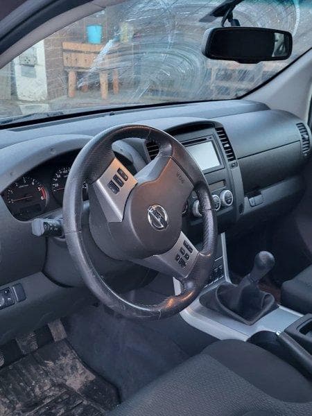 Nissan NAVARA - 7