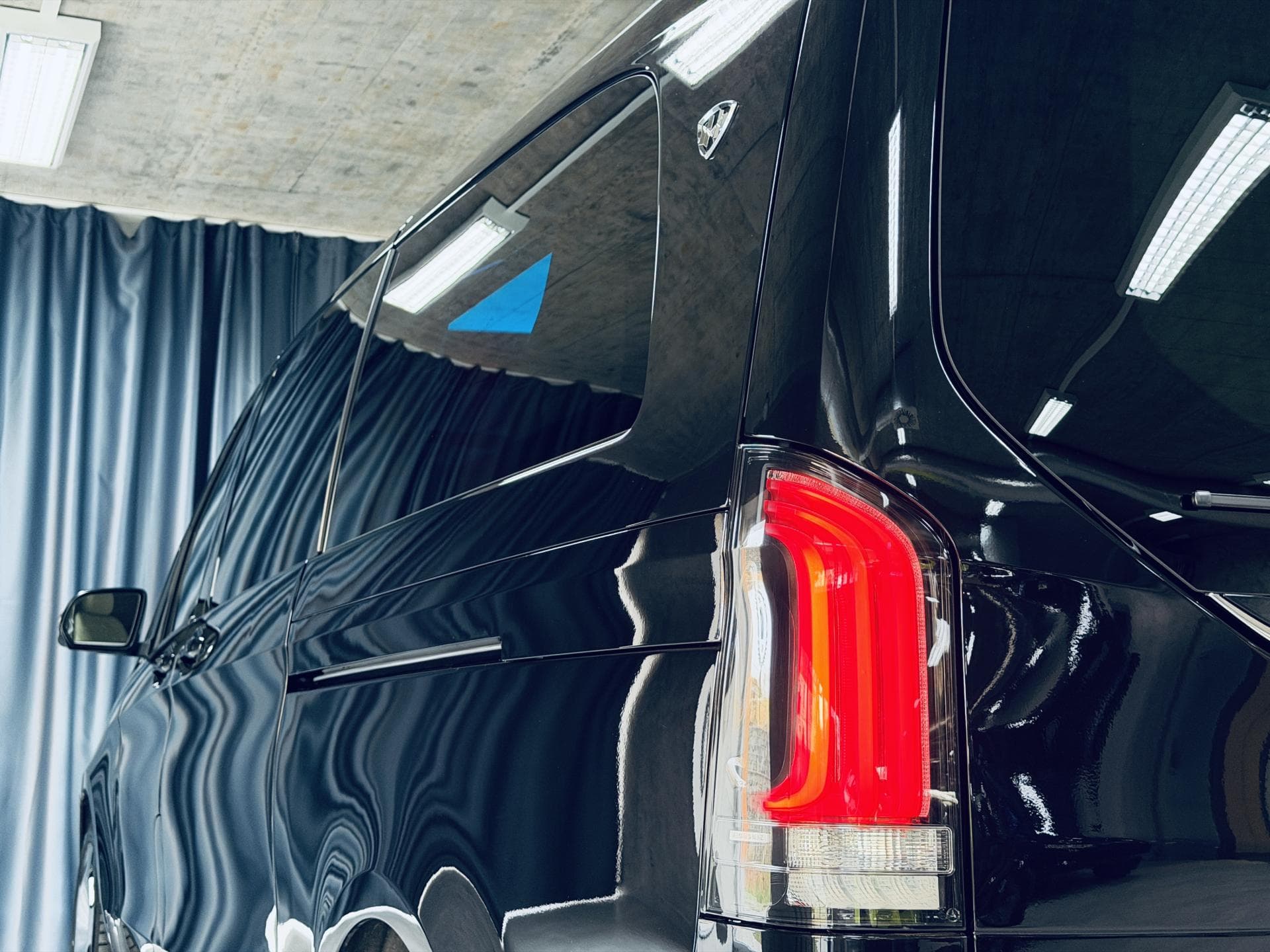 Mercedes-Benz V-Class - 10