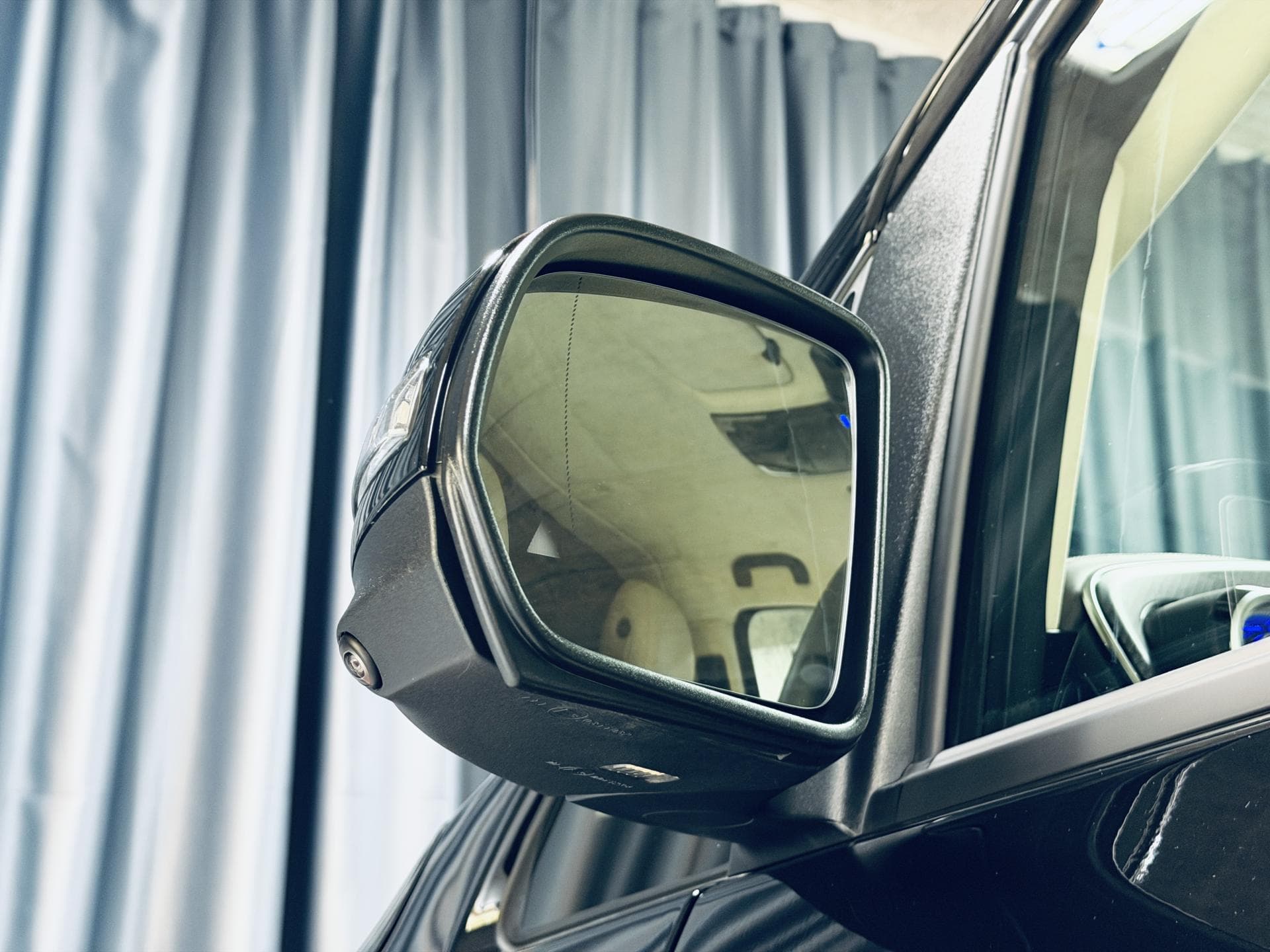 Mercedes-Benz V-Class - 11