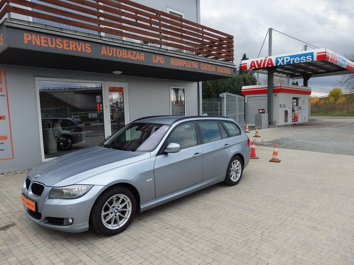 BMW Řada 3 320D XENONY, NAVI, PDC