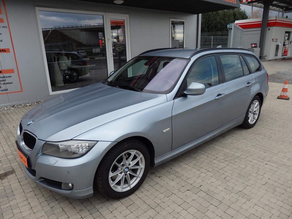 2010 BMW 3-Series - 2