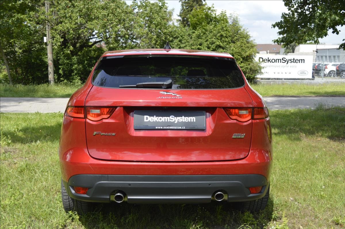 2019 Jaguar F-PACE - 6