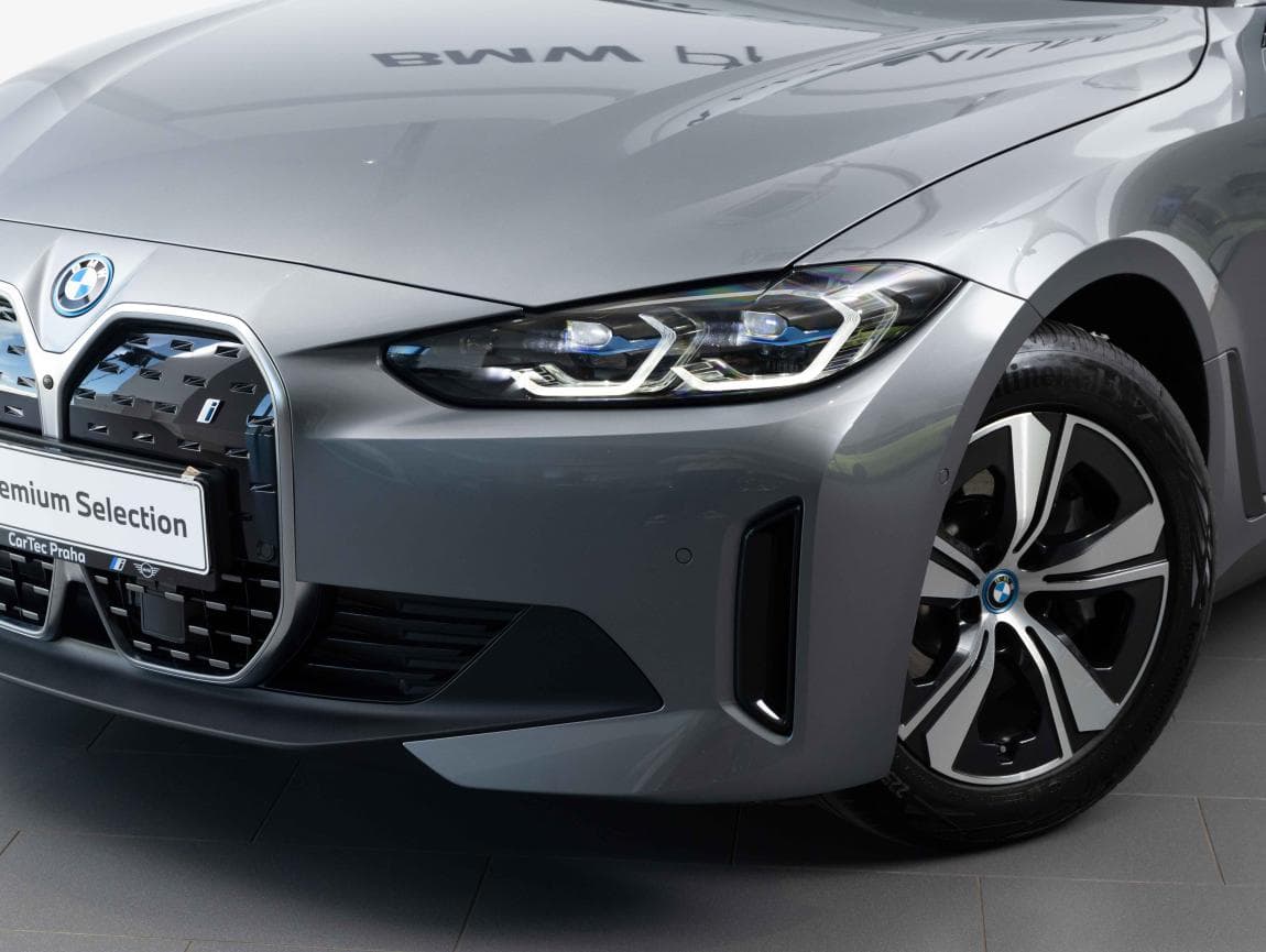 2023 BMW i4 - 7