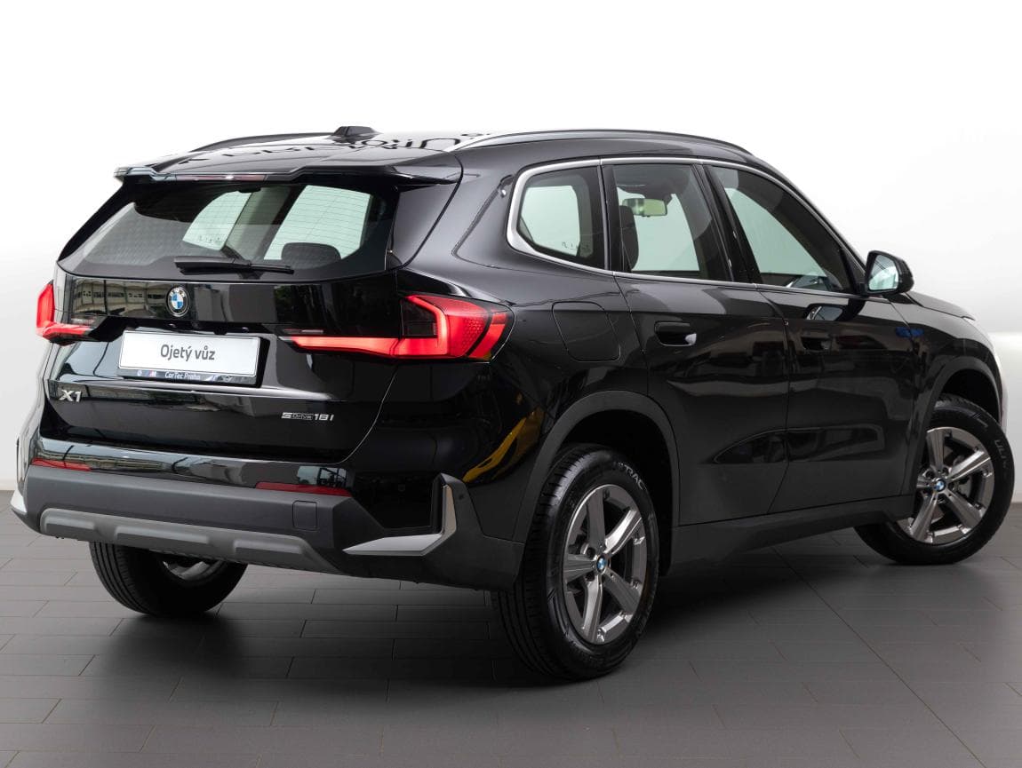 2023 BMW X1 - 5