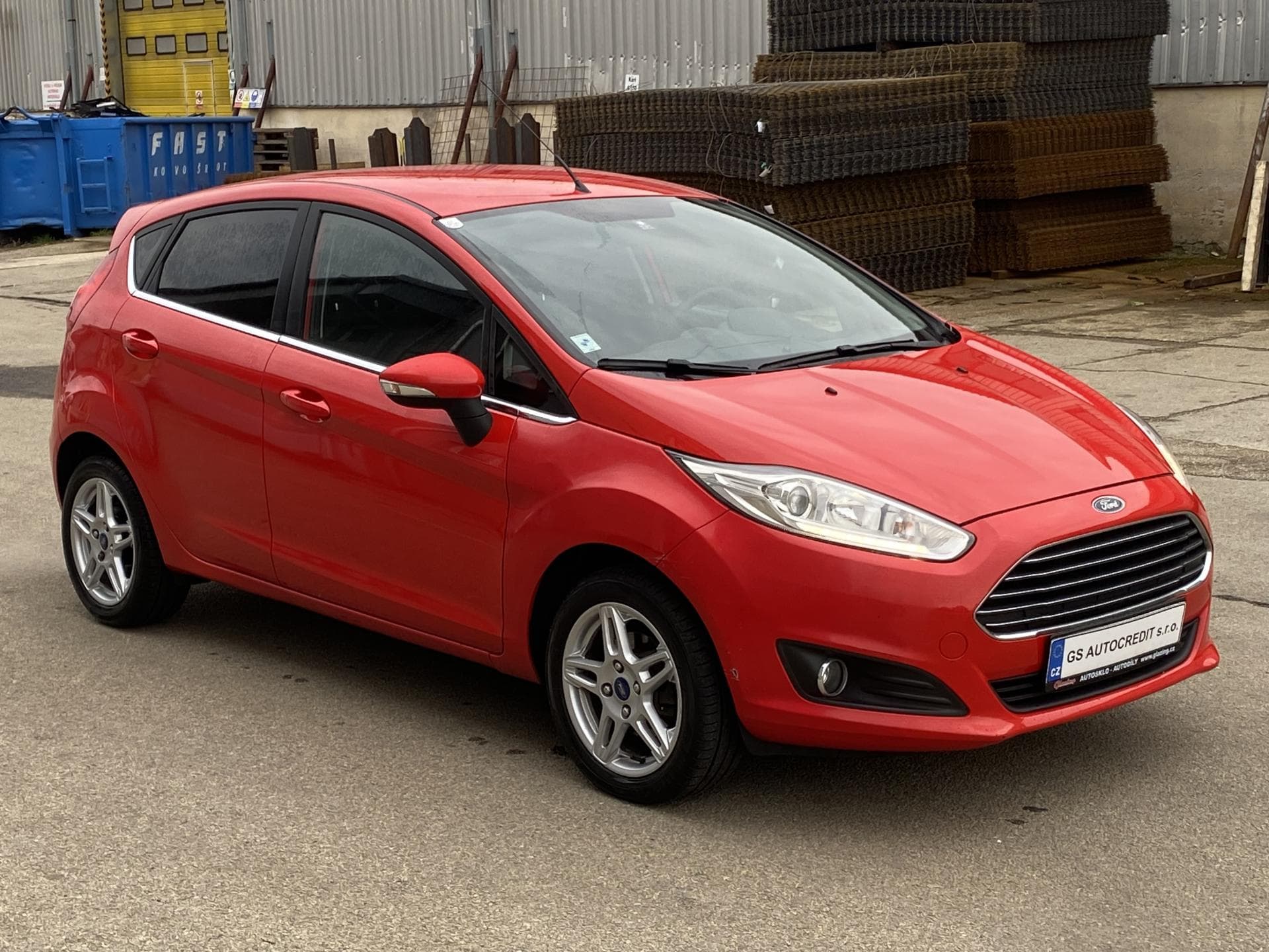 Ford FIESTA - 12