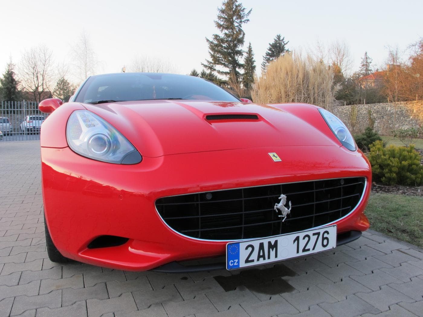 2010 Ferrari California - 4