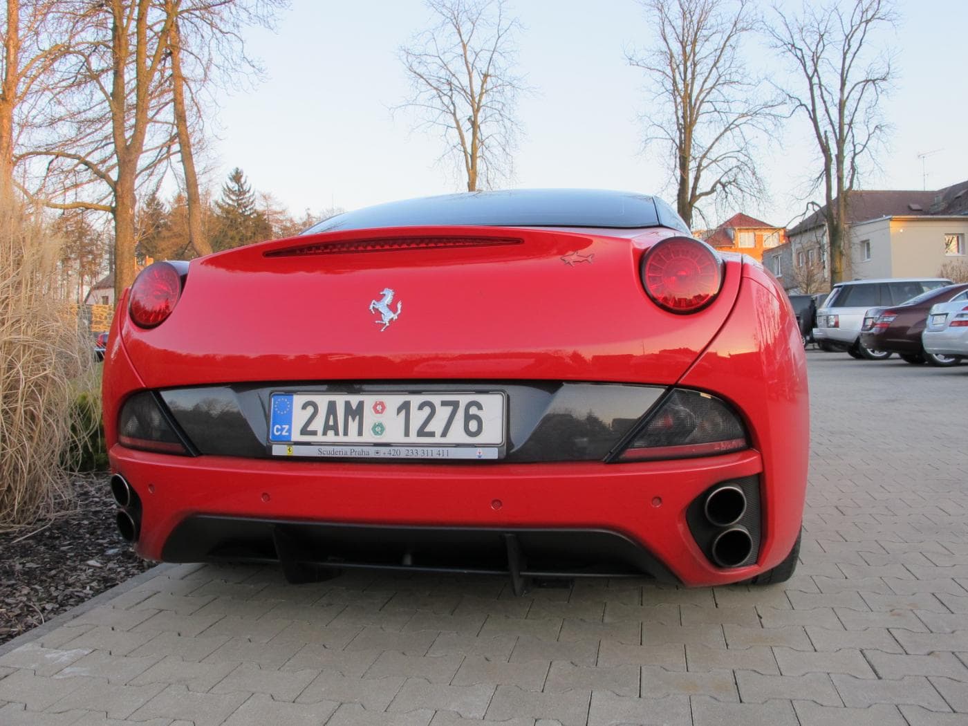 2010 Ferrari California - 8
