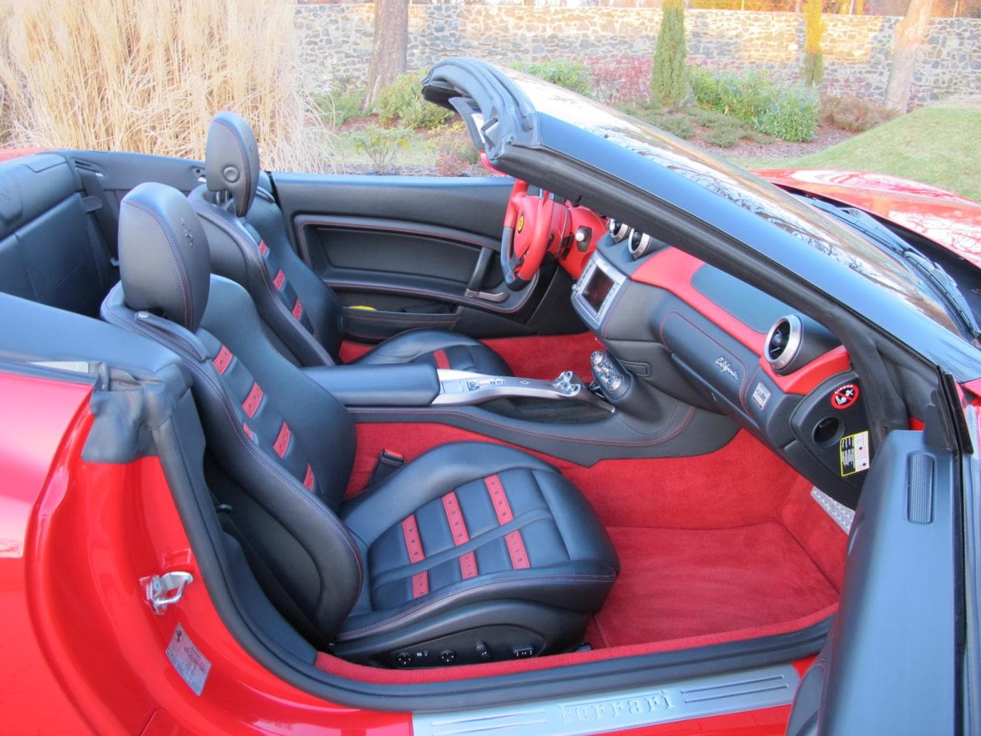 2010 Ferrari California - 10