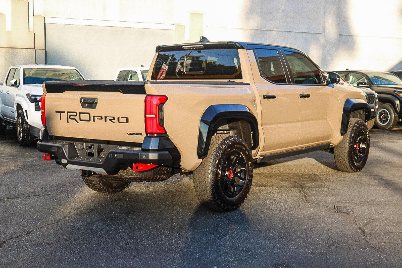 Toyota Tacoma - 11
