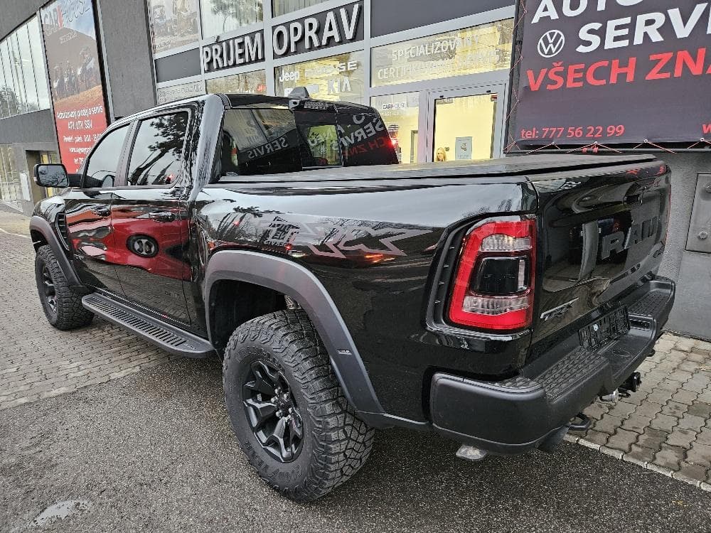 RAM 1500 - 8
