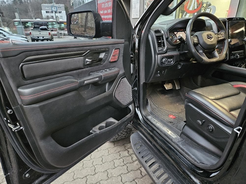 RAM 1500 - 9