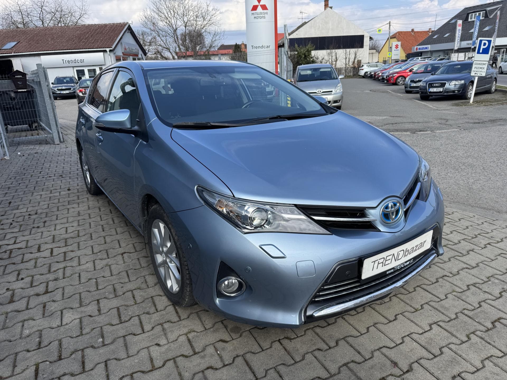 2013 Toyota Auris - 2