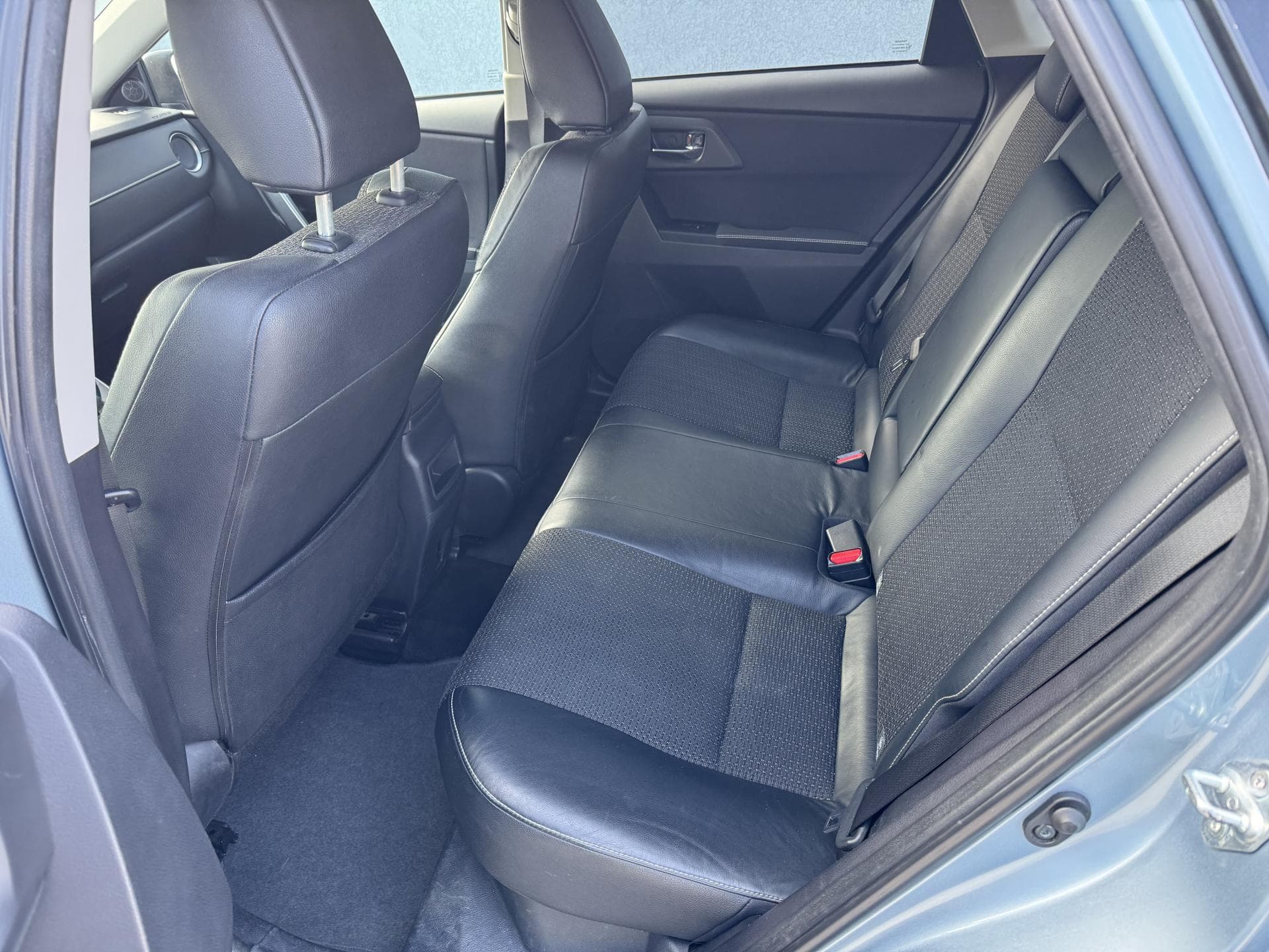 2013 Toyota Auris - 9