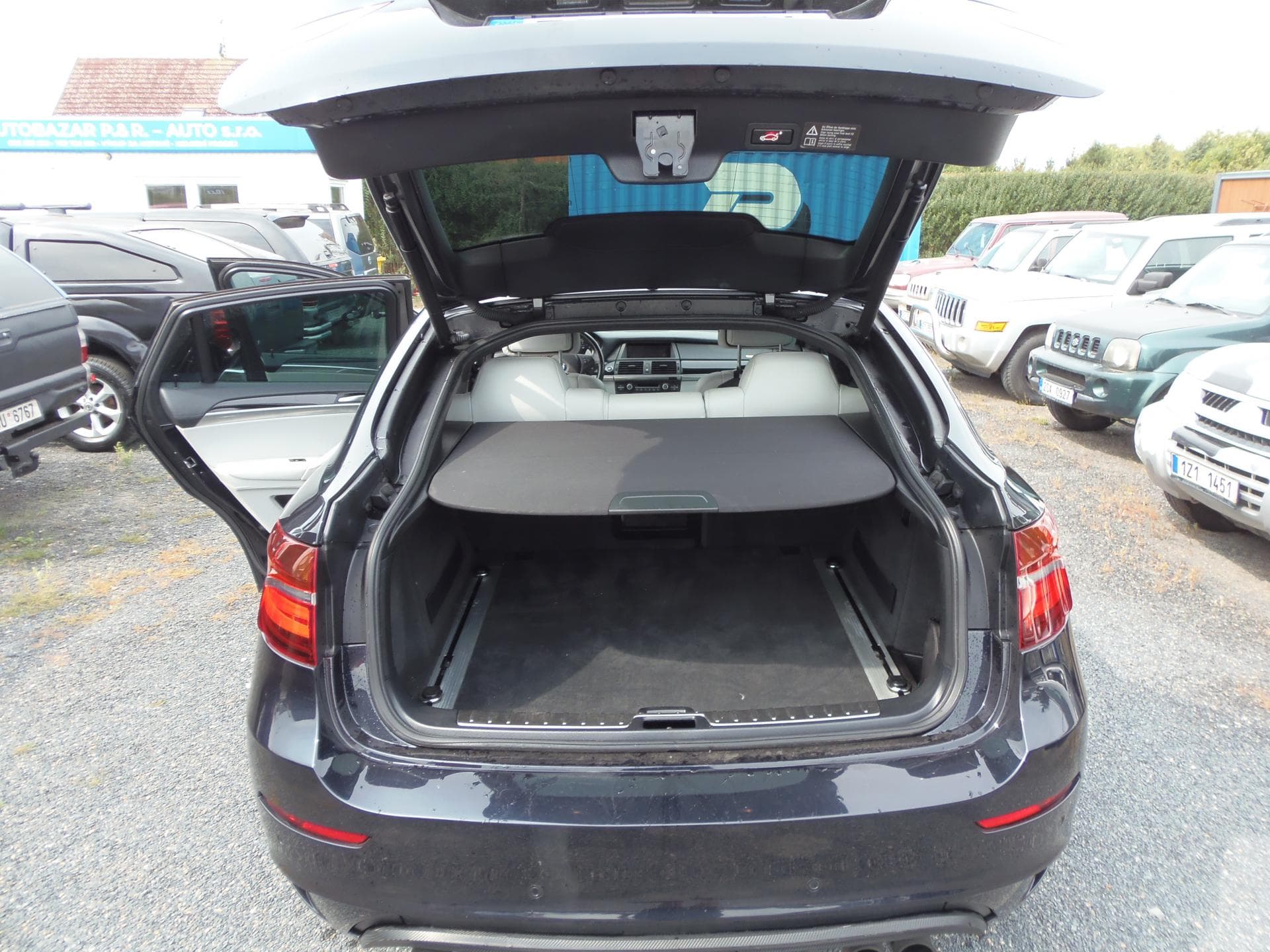 BMW X6 - 11