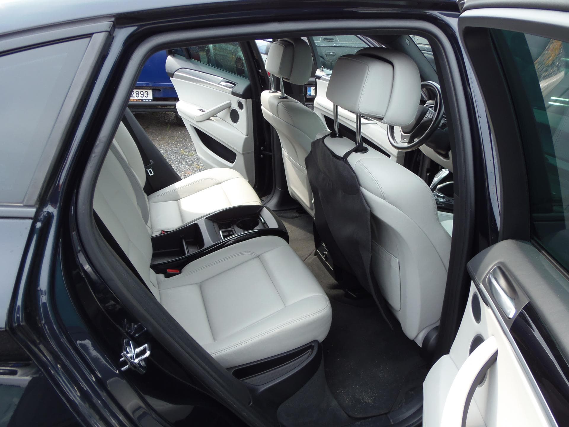 BMW X6 - 12