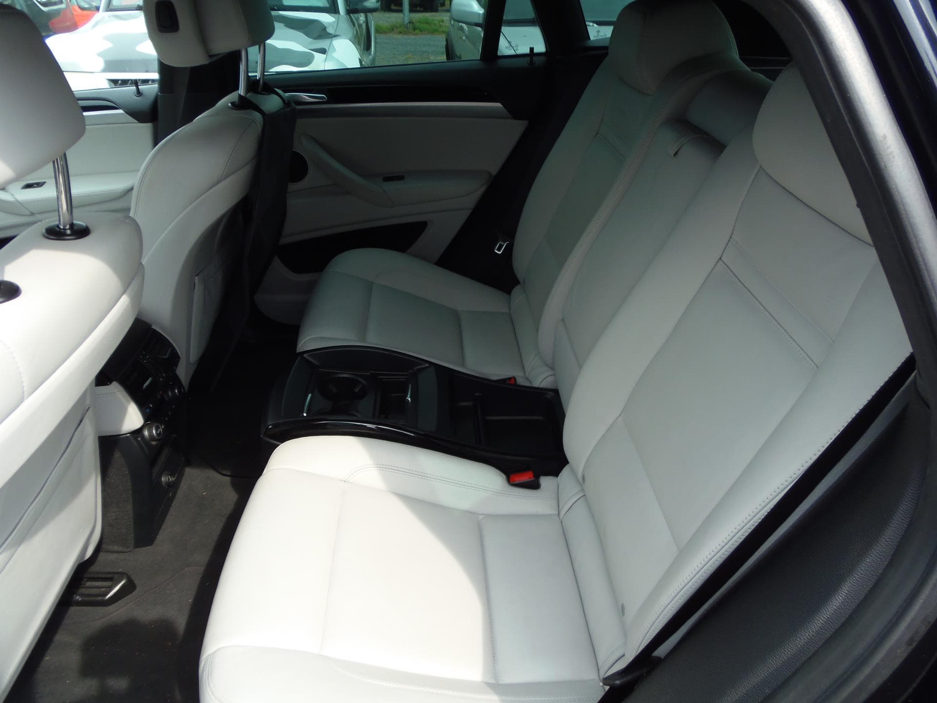 BMW X6 - 9