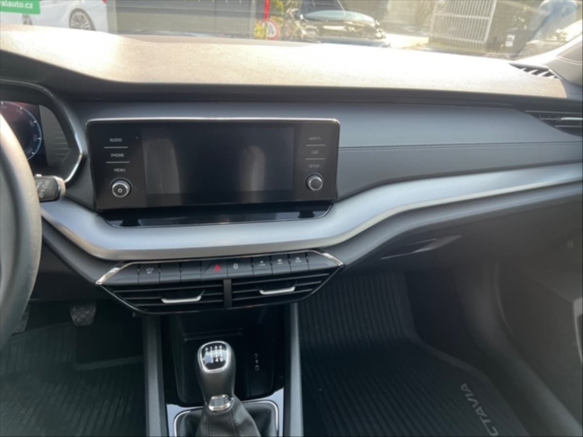2022 Škoda Octavia - 10