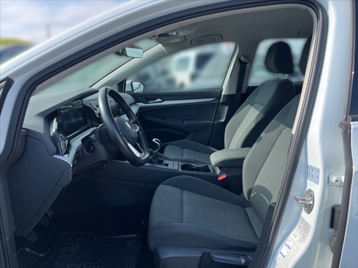 2021 Volkswagen Golf - 7