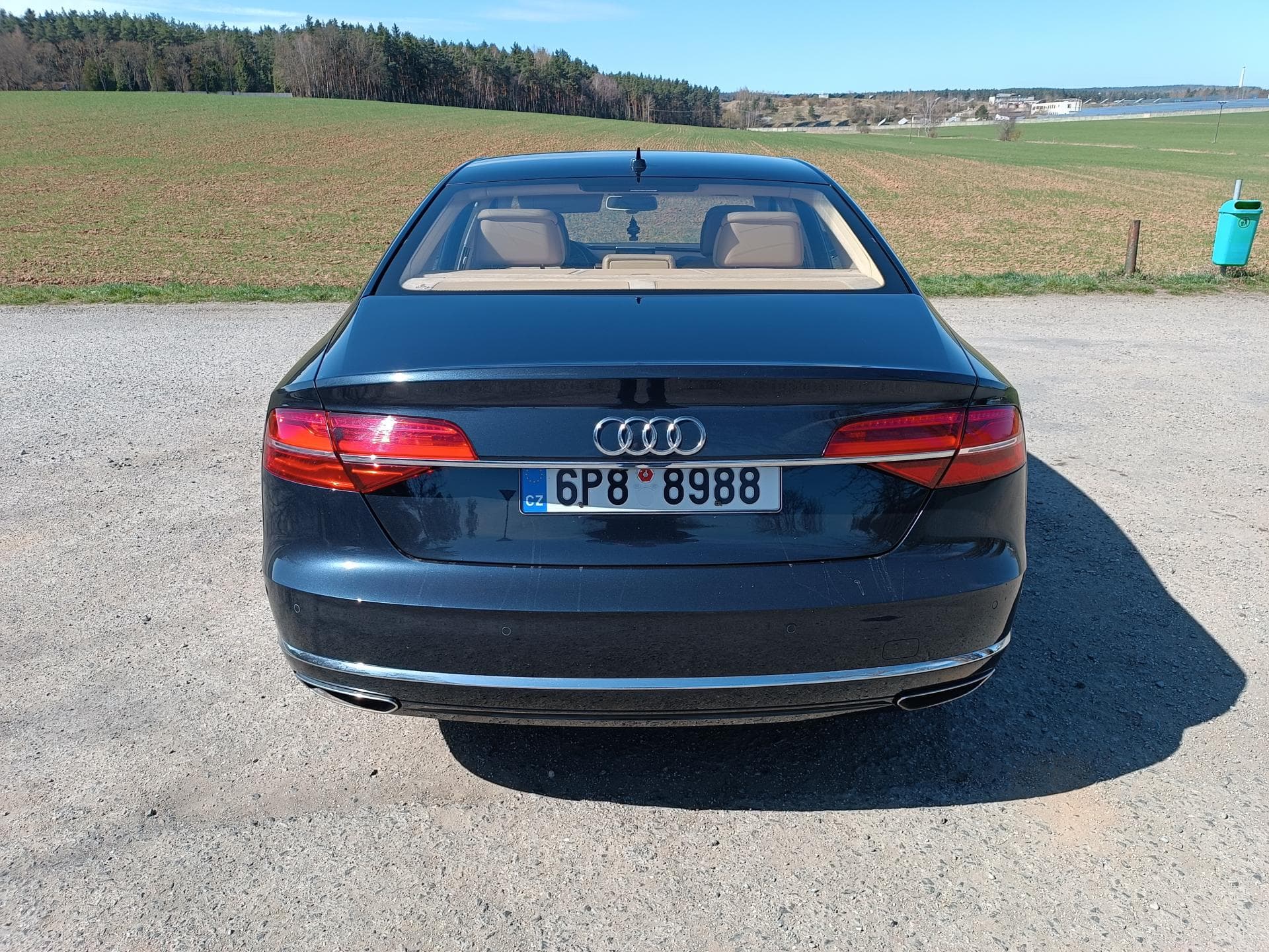 2014 Audi A8 - 8
