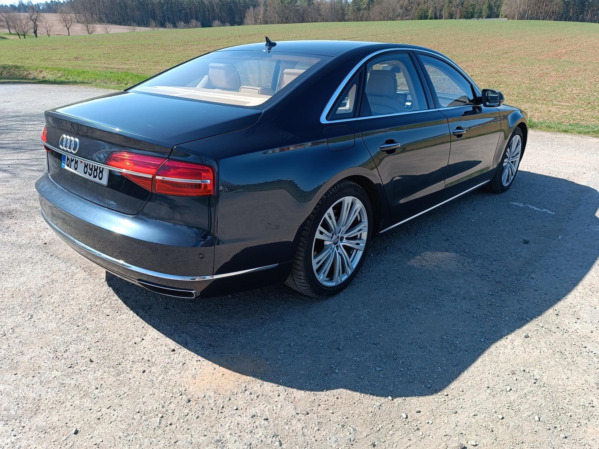 2014 Audi A8 - 4