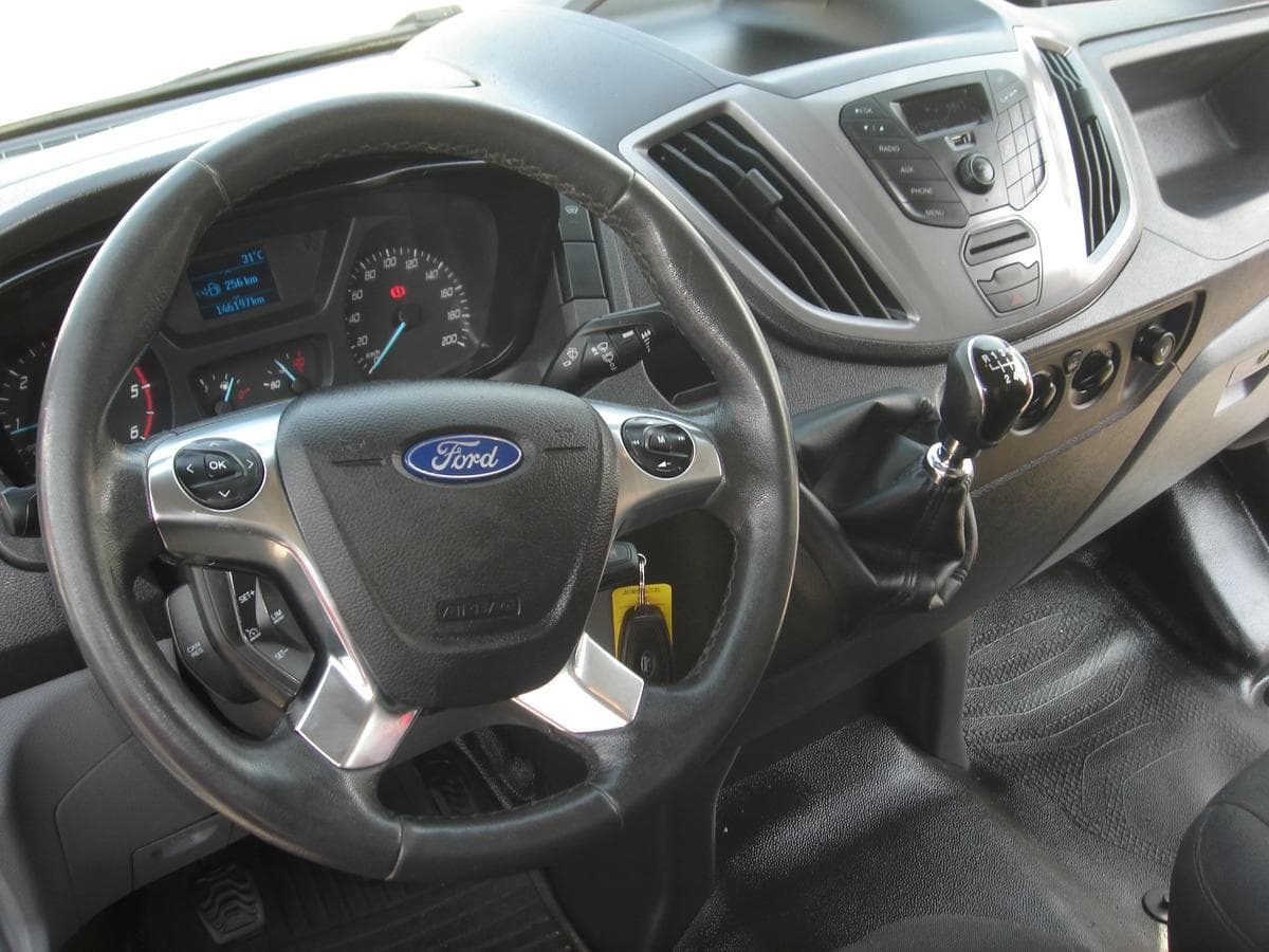 Ford TRANSIT - 11