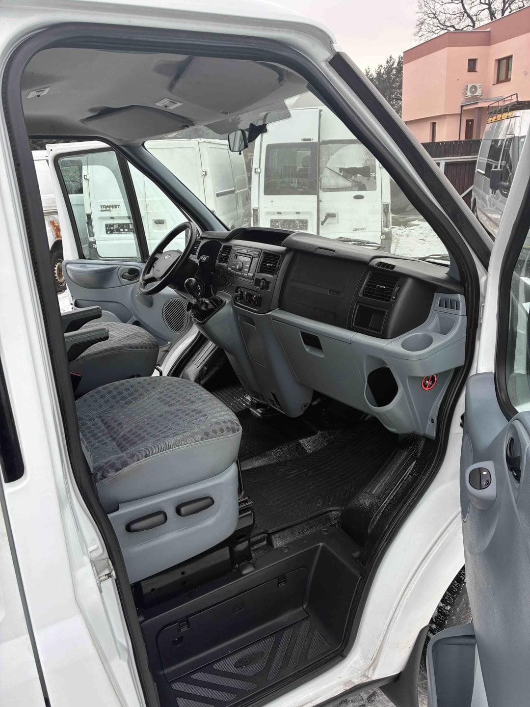 Ford TRANSIT - 8