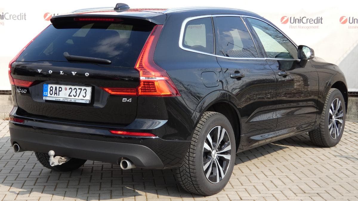 2021 Volvo XC60 - 3