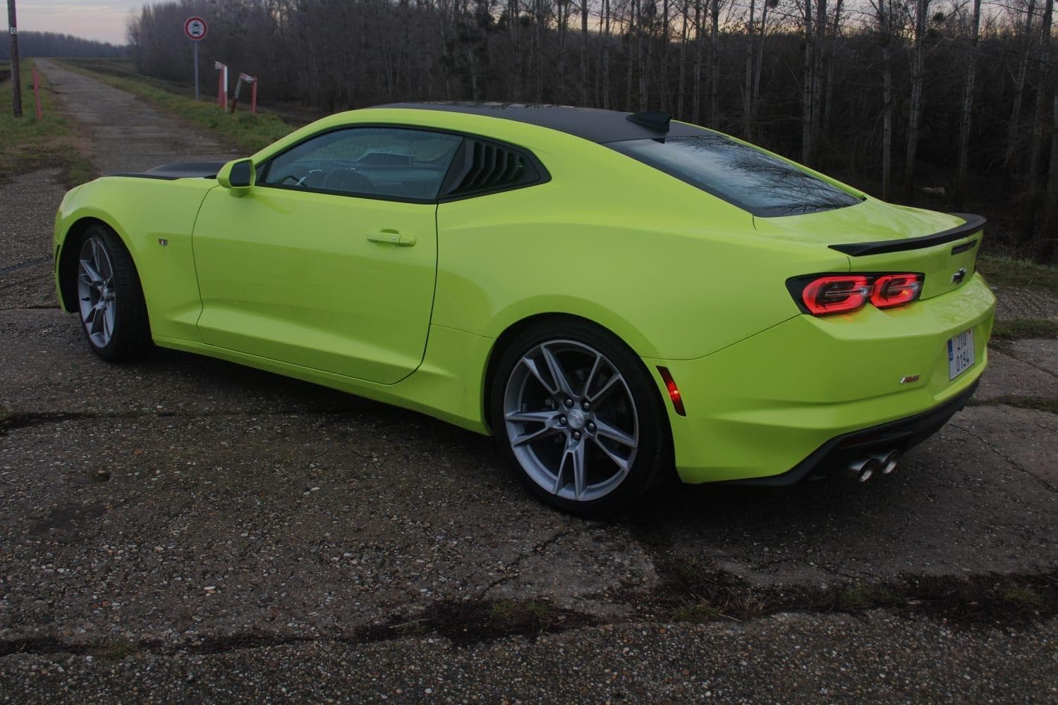 2019 Chevrolet CAMARO - 3