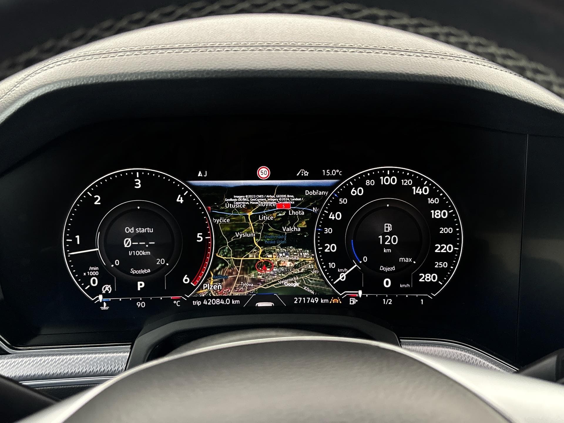 2018 Volkswagen Touareg - 31