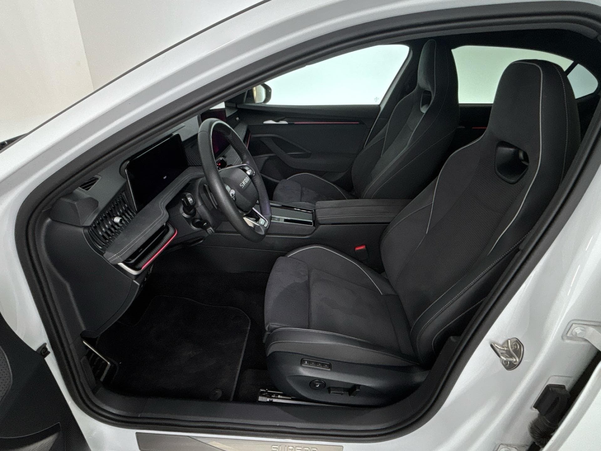 2025 Škoda SUPERB - 7