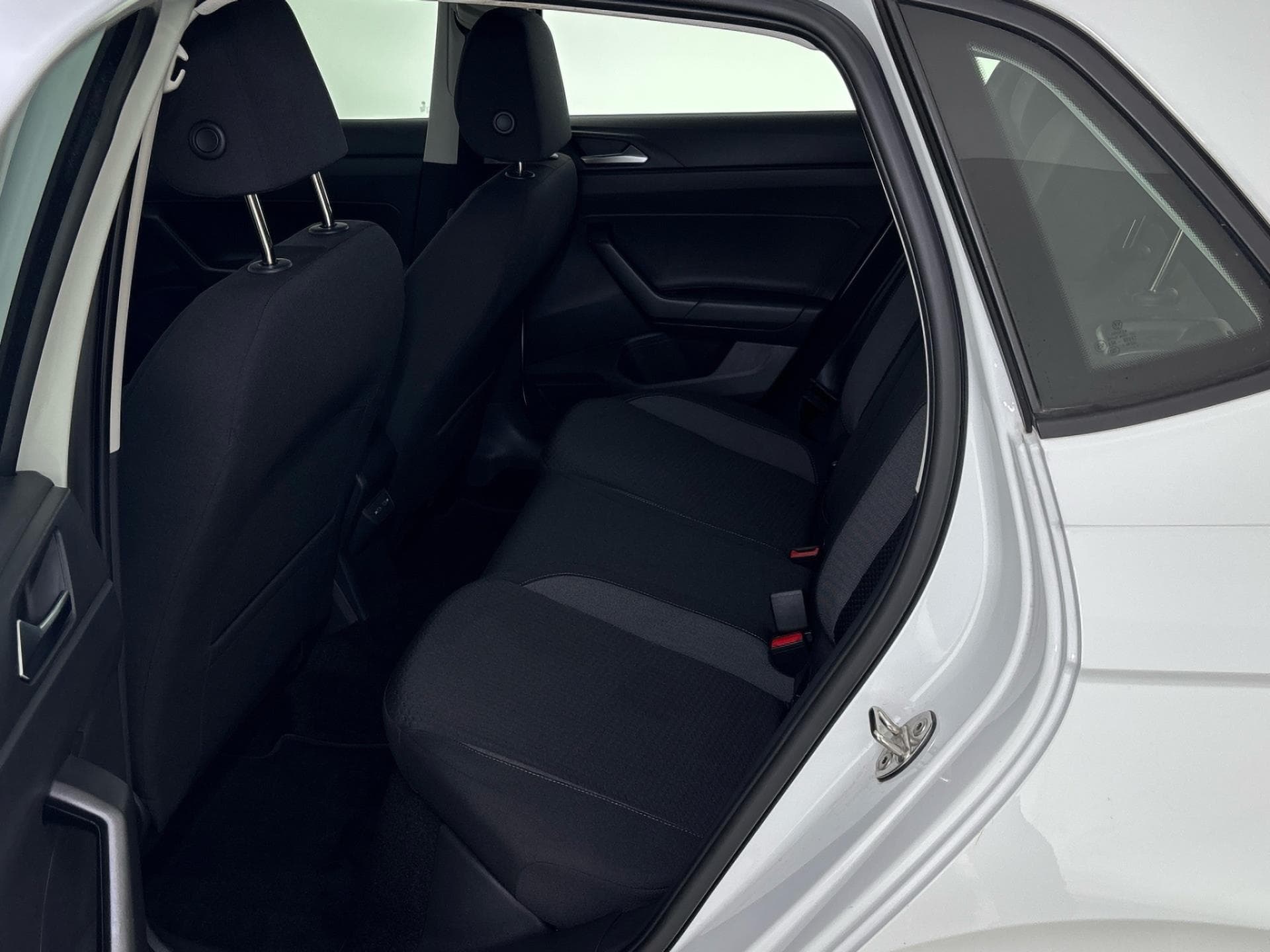 2023 Volkswagen POLO - 8
