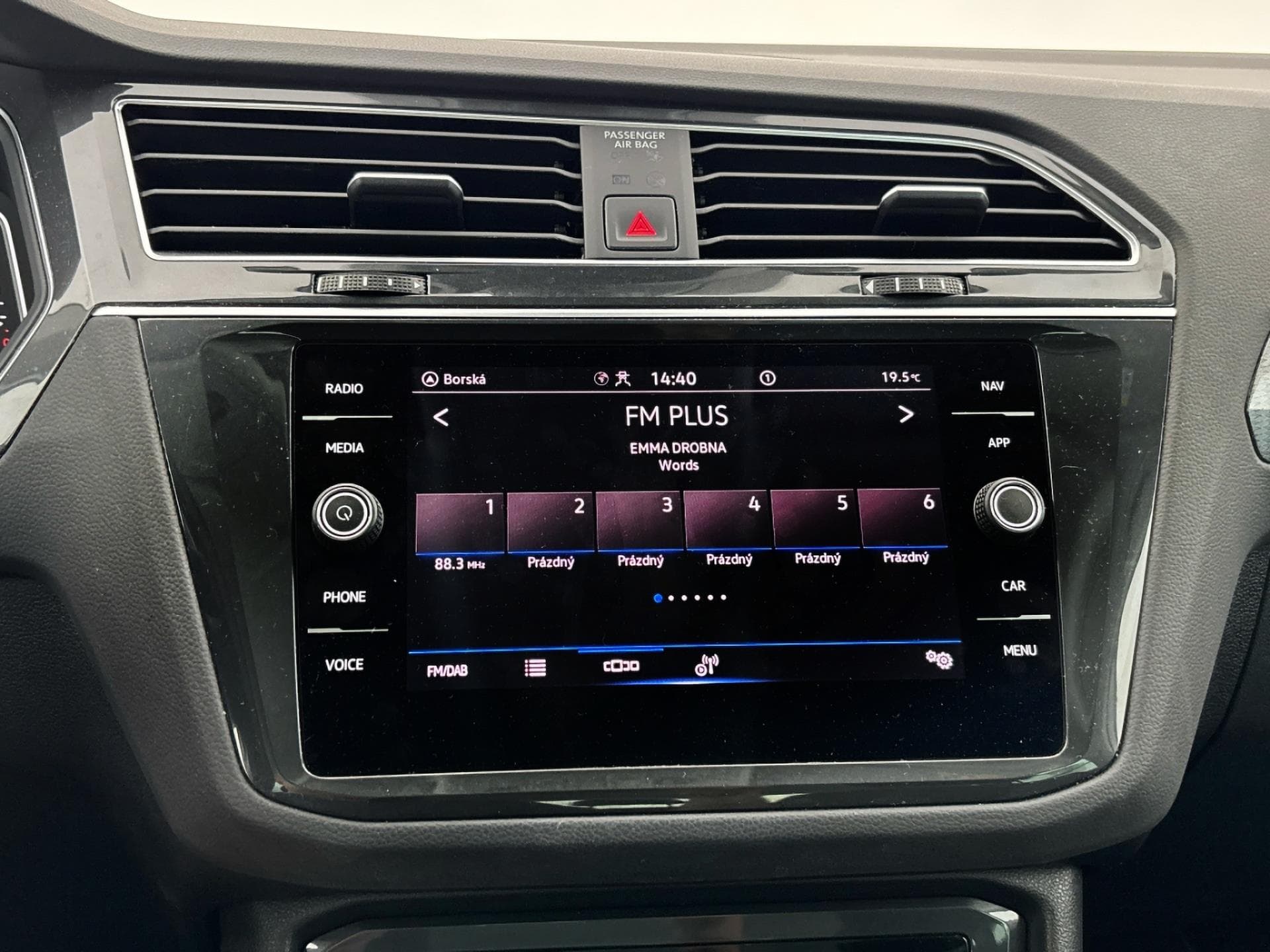 2022 Volkswagen TIGUAN - 12