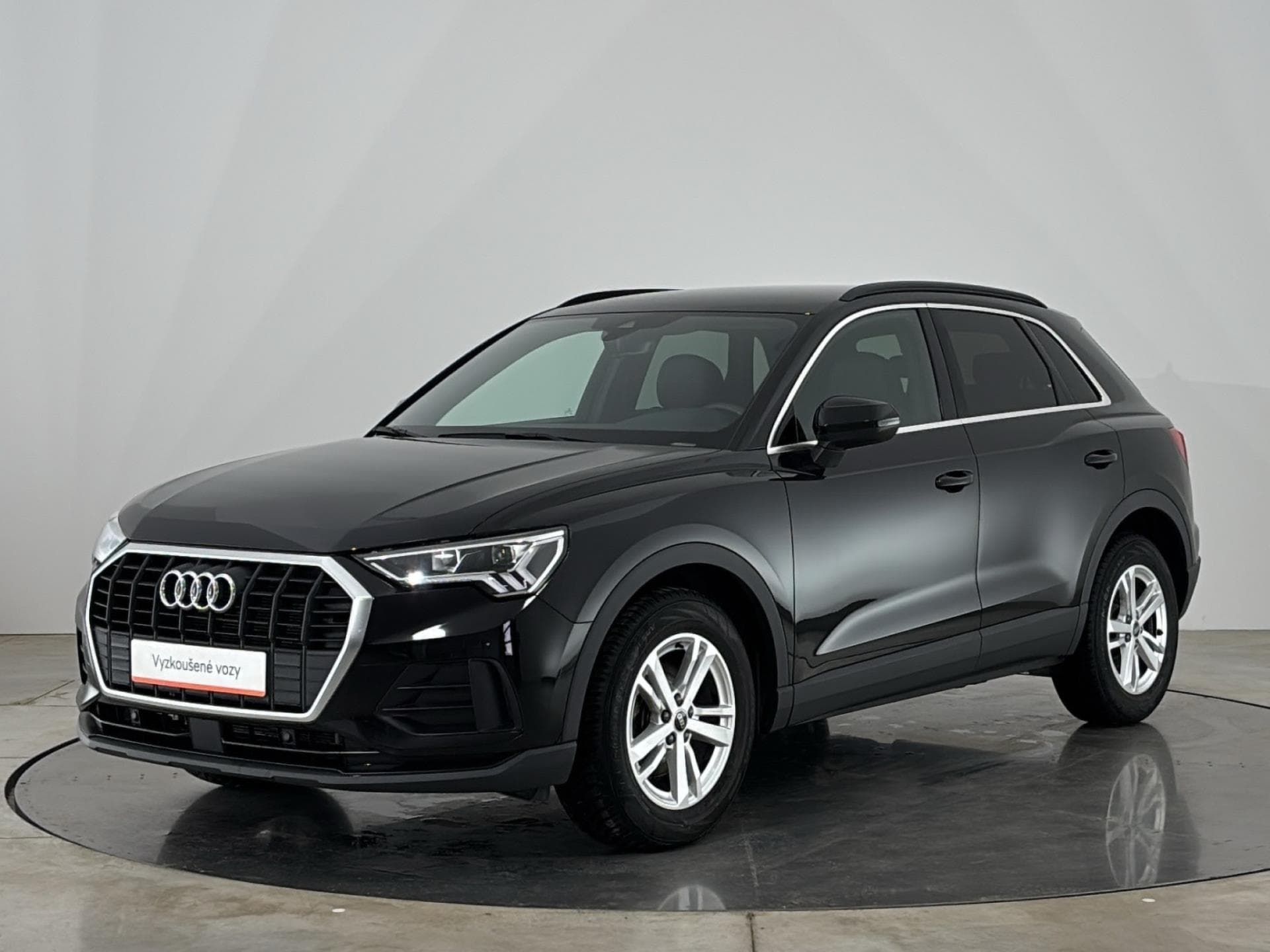 2022 Audi Q3