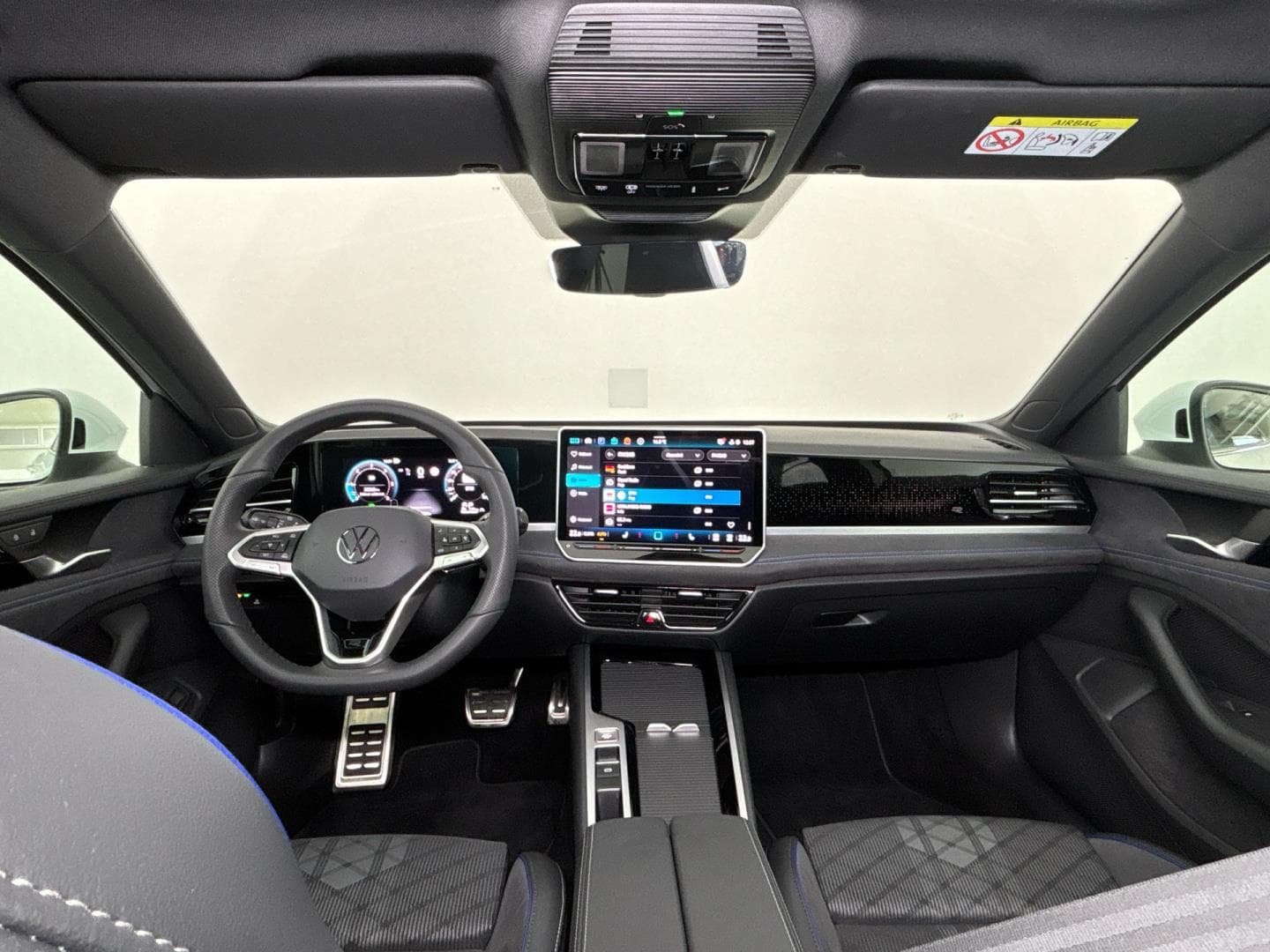 2025 Volkswagen PASSAT - 5