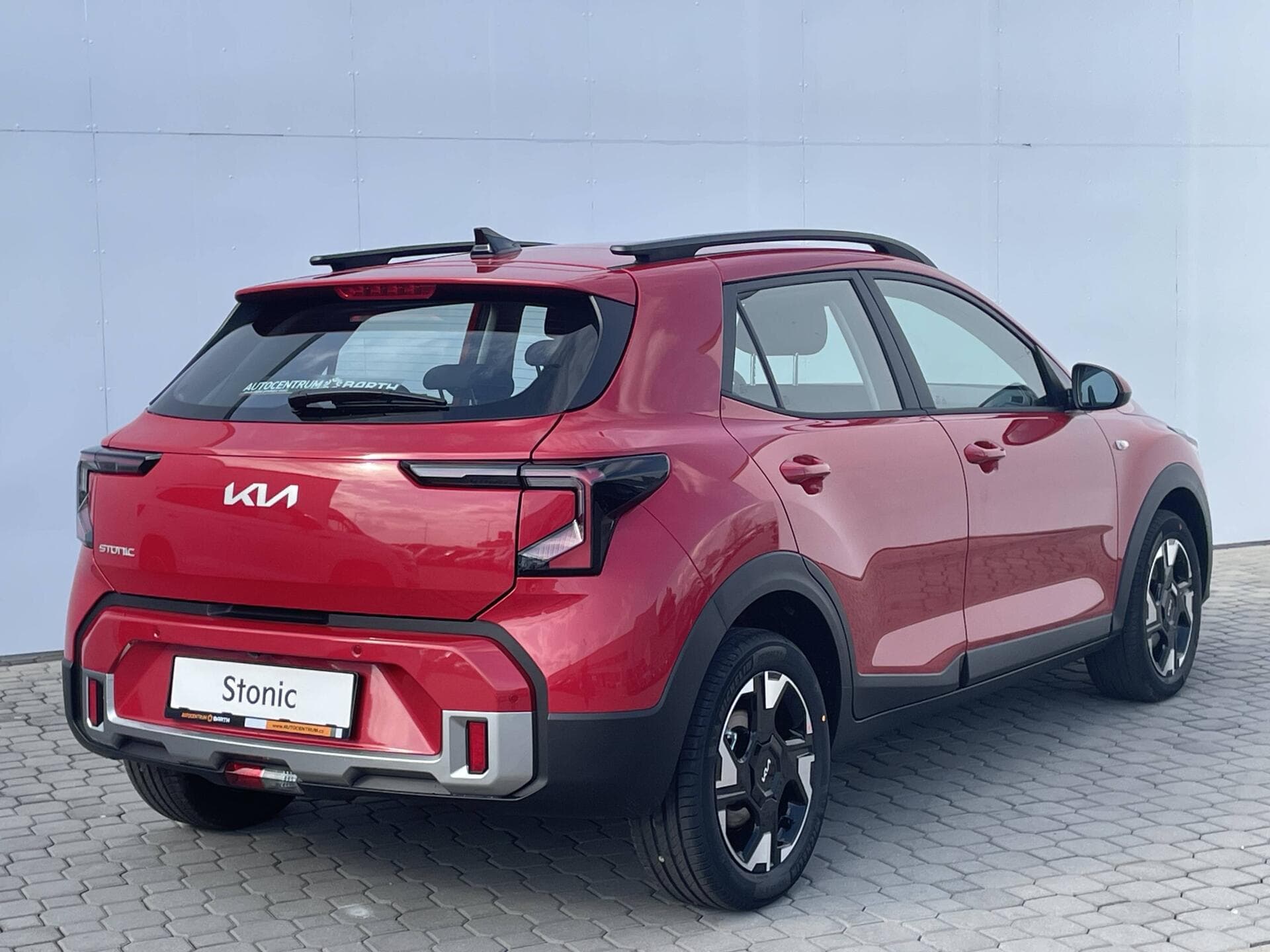 Kia STONIC - 2