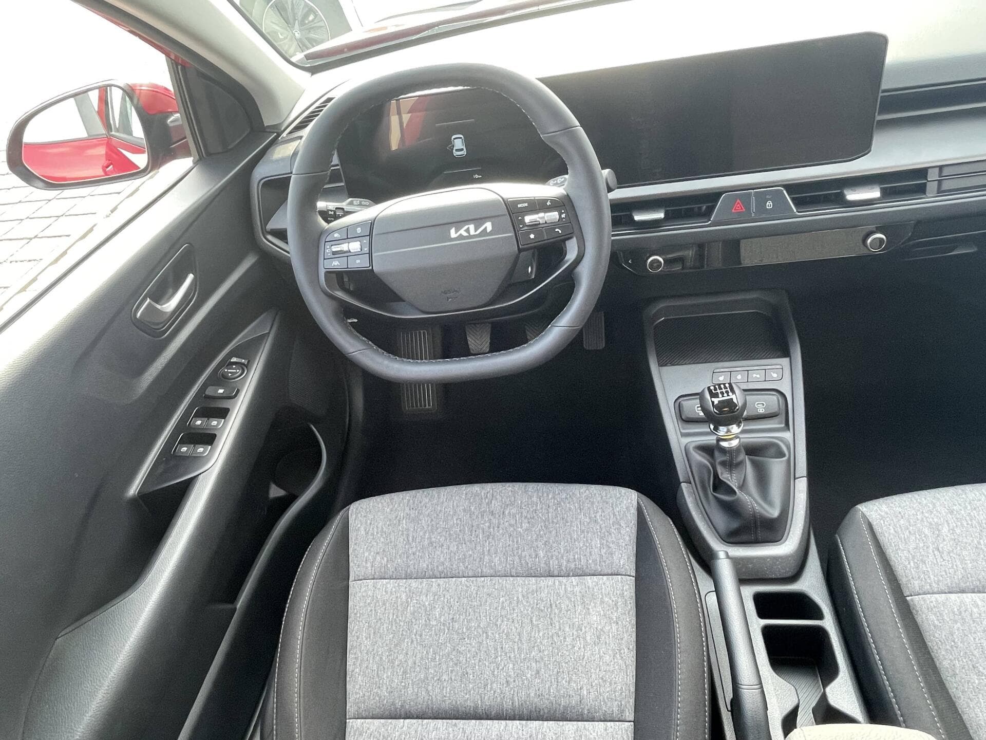 Kia STONIC - 6
