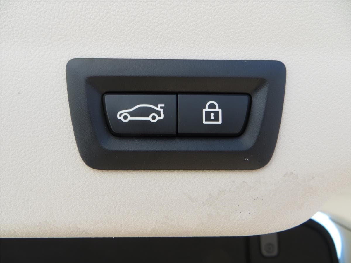 2022 BMW 6-Series - 8