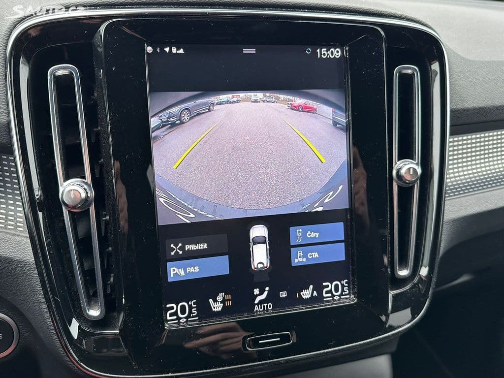 2021 Volvo Xc40 - 11