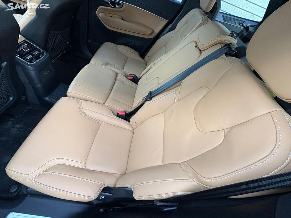 2024 Volvo Xc90 - 12